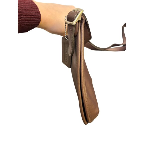 Coach Vintage Brown Leather Crossbody Bag - Picture 4 of 12